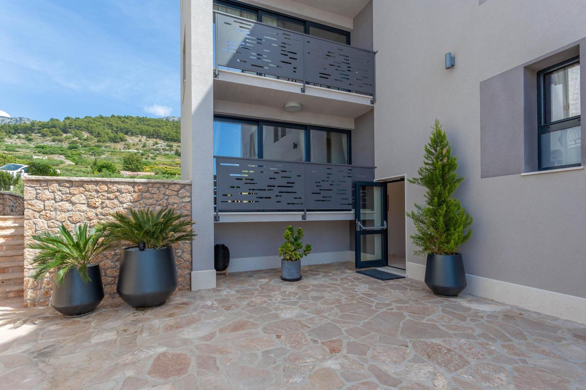 Grey House Apartamento Bol Exterior foto
